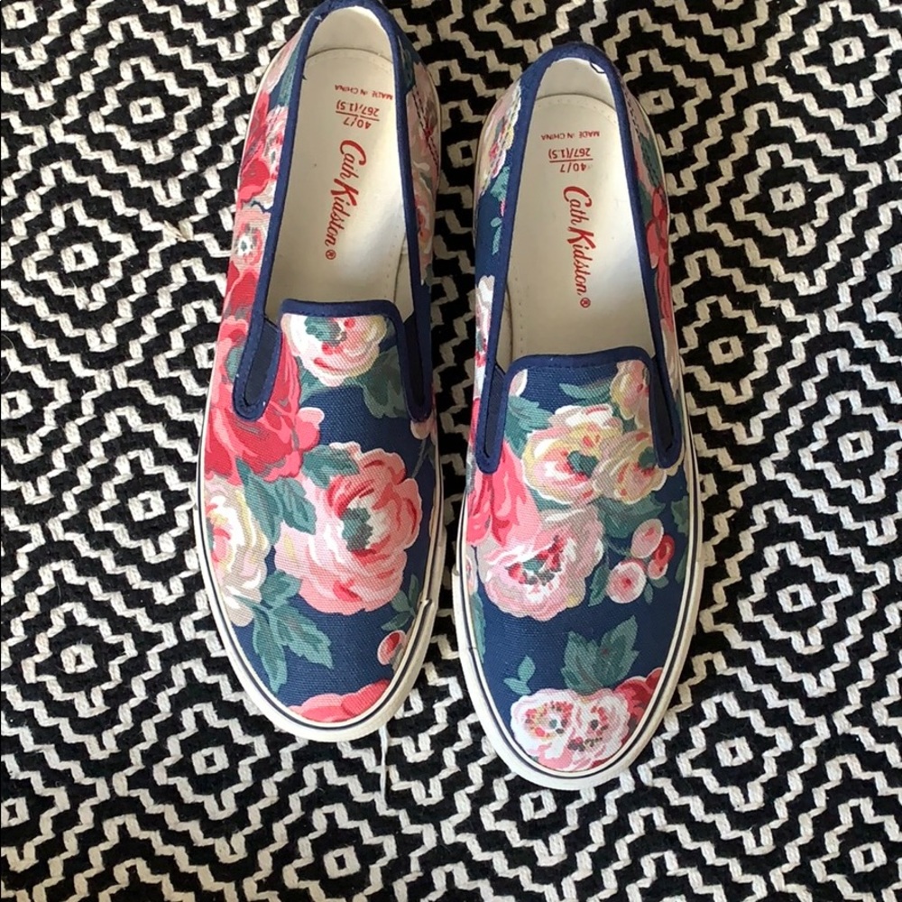 Catch Kidston Floral Canvas slip on sneakers